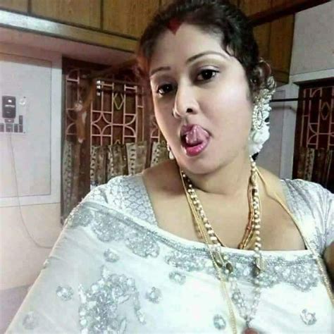 indian young aunty xxx|Free Aunty Sex with Boy Porn Videos 